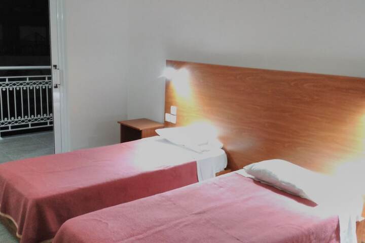 Room 16 of 41
