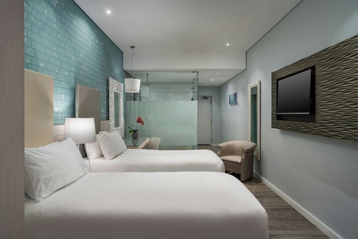 Room 20 of 115