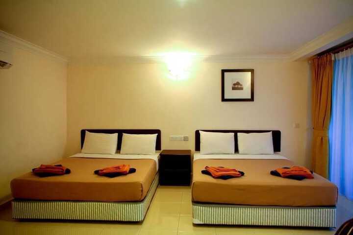 Room 18 of 36