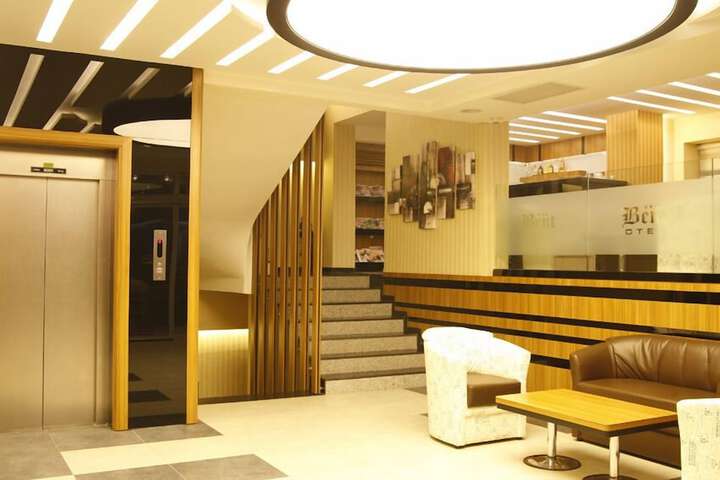 Hotel Lobby