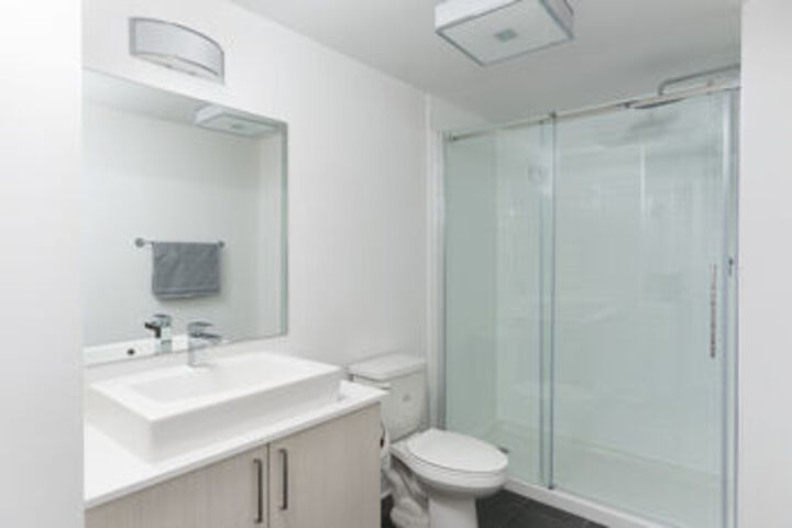 Room 2 of 18