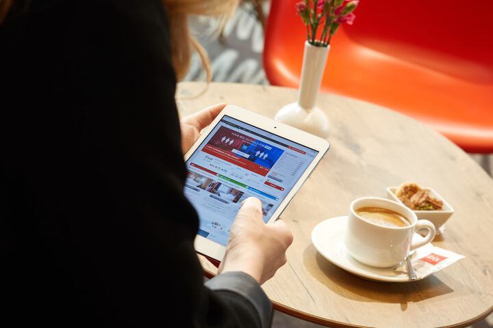 Business Center 28 of 34