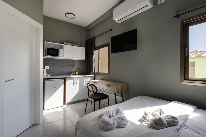 Room 35 of 86
