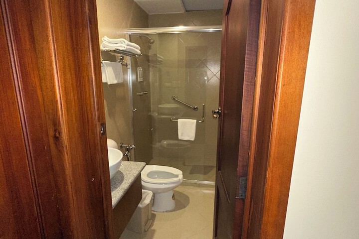 Room 92 of 132