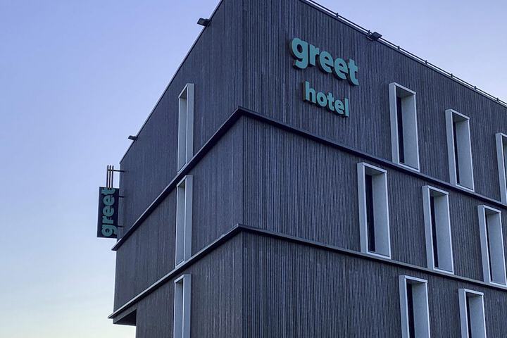 Hotel 52 of 56