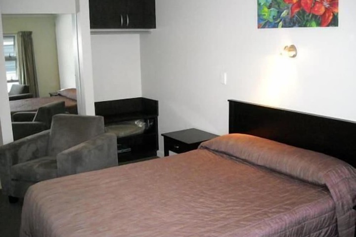 Room 7 of 20