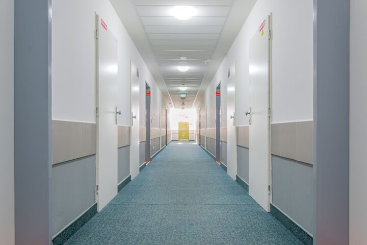 Ballroom/Hall 18 of 21
