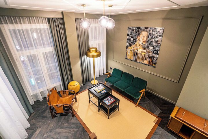 Room 26 of 57