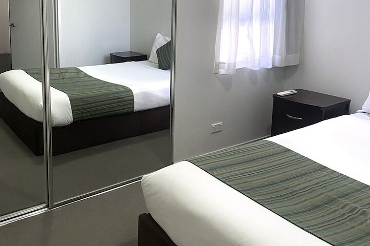 Room 25 of 175