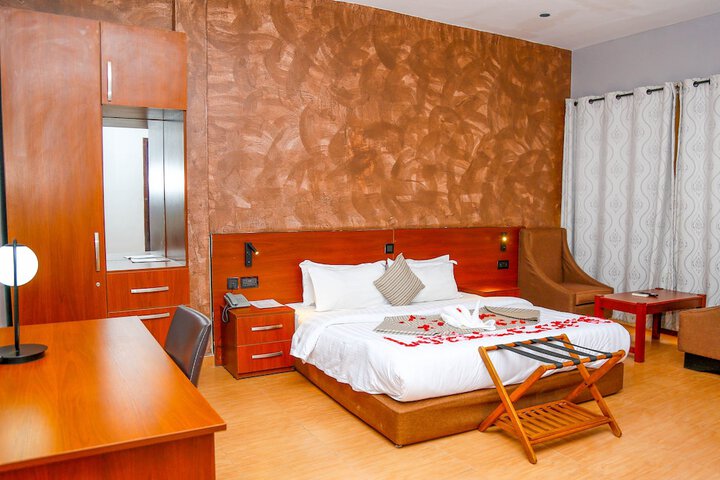 Room 41 of 159