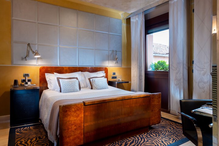 Room 34 of 119