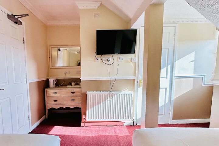 Room 18 of 45