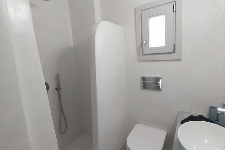Room 69 of 75