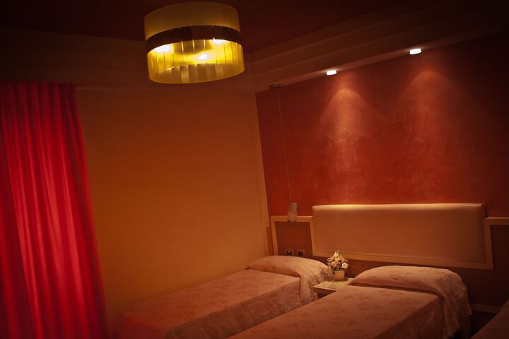 Room 4 of 44