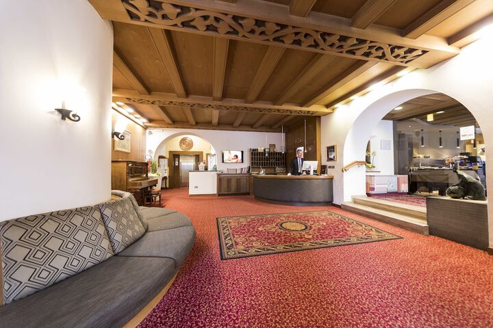 Hotel 2 of 57