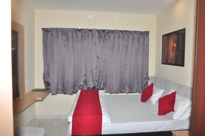 Room 14 of 26