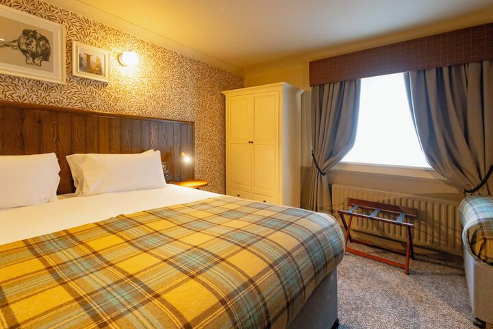 Room 10 of 36