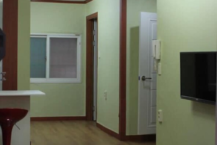 Room 30 of 57