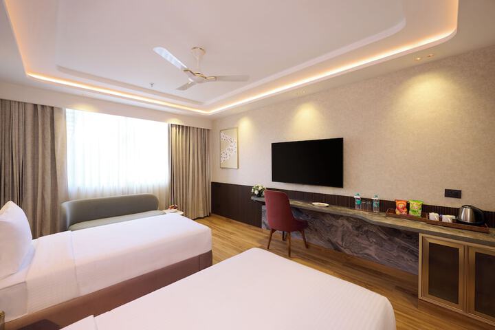 Room 15 of 31