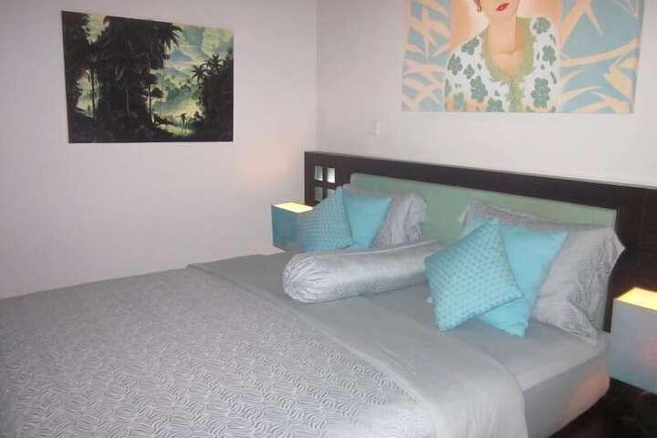 Room 5 of 26