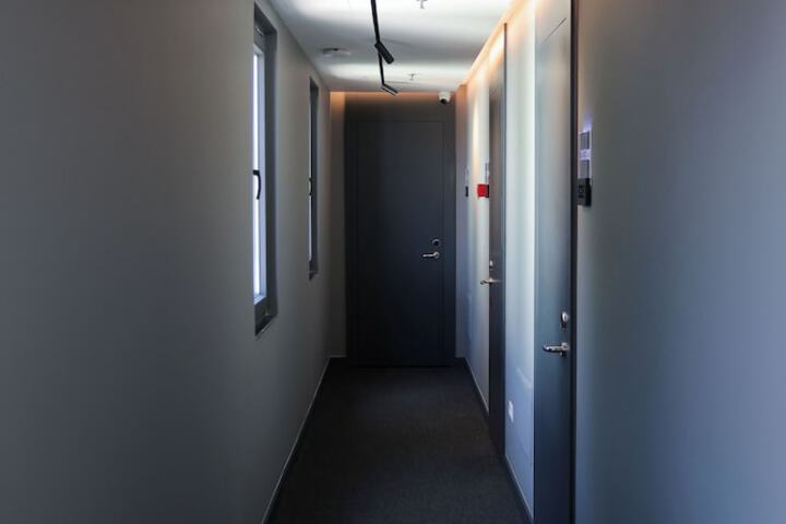 Room 84 of 198