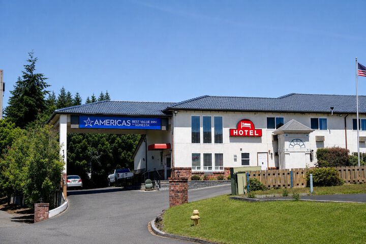 Hotel Entry