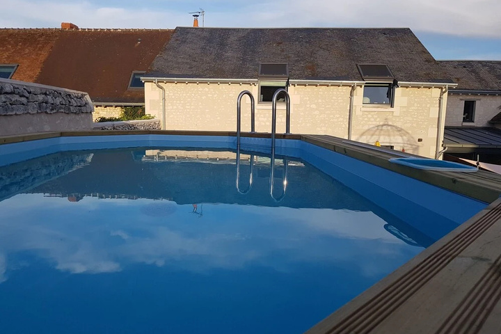 Pool 12 of 15