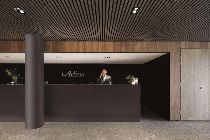 Entrance & Lobby