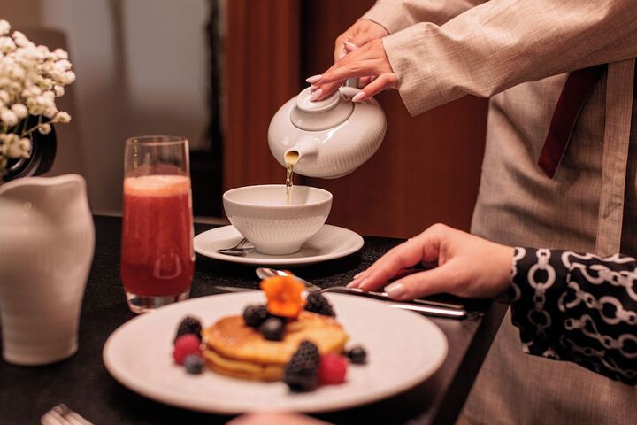 Breakfast/Coffee Service 88 of 132