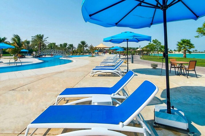 Pool 96 of 182