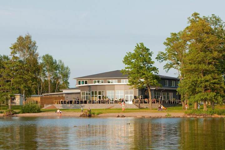 Exterior of Ringsjöstrand Hotell