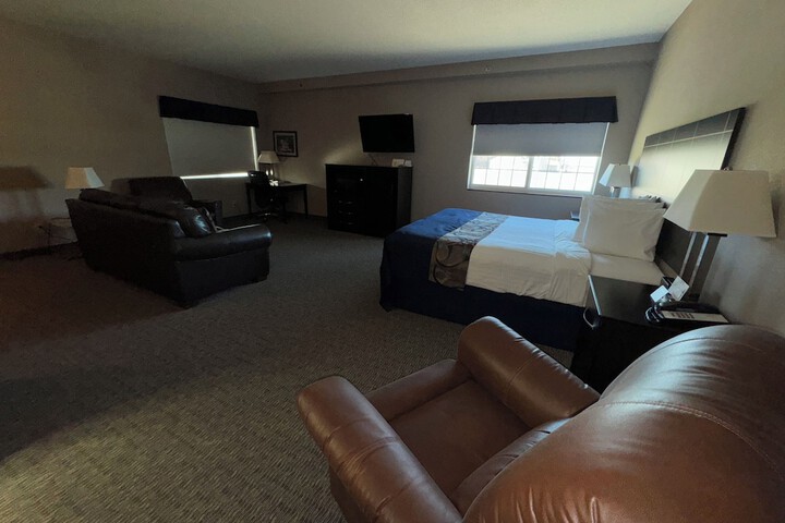 Room 15 of 42