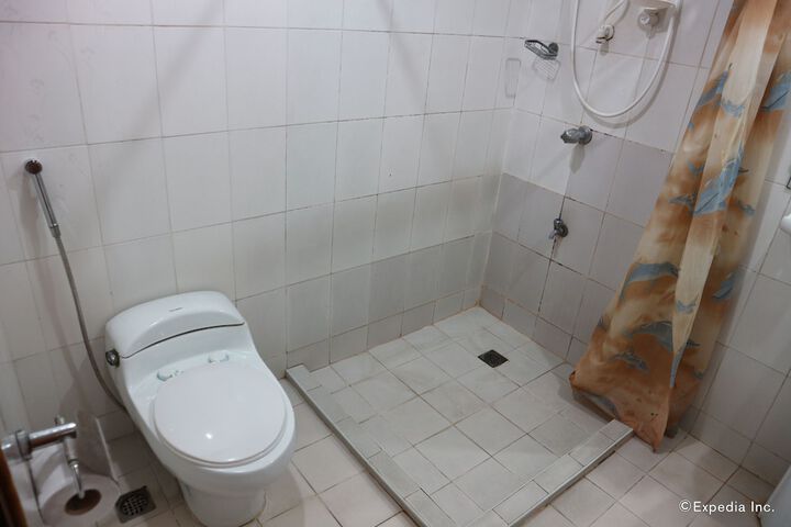 Room 18 of 27