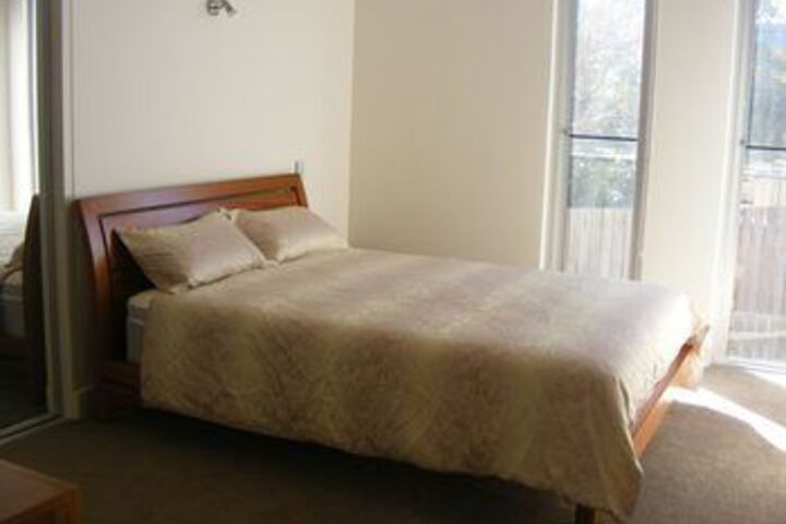Room 10 of 20