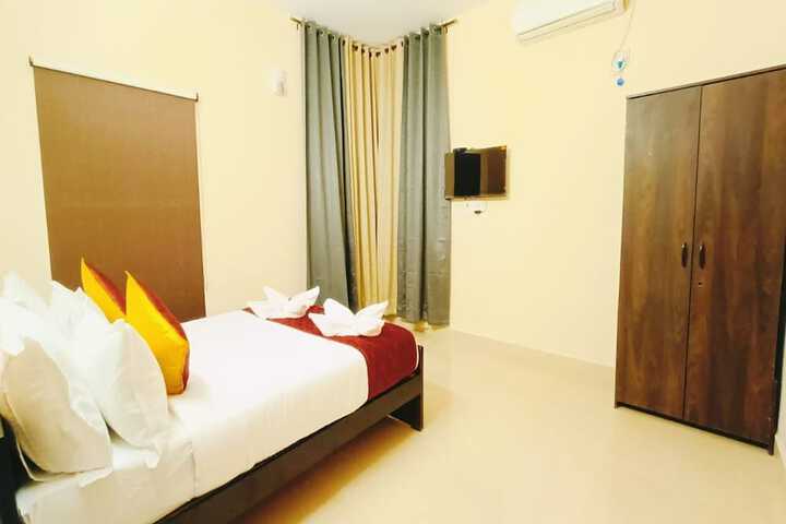 Room 9 of 22