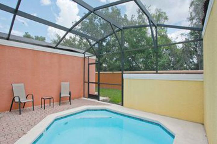 Pool 19 of 22
