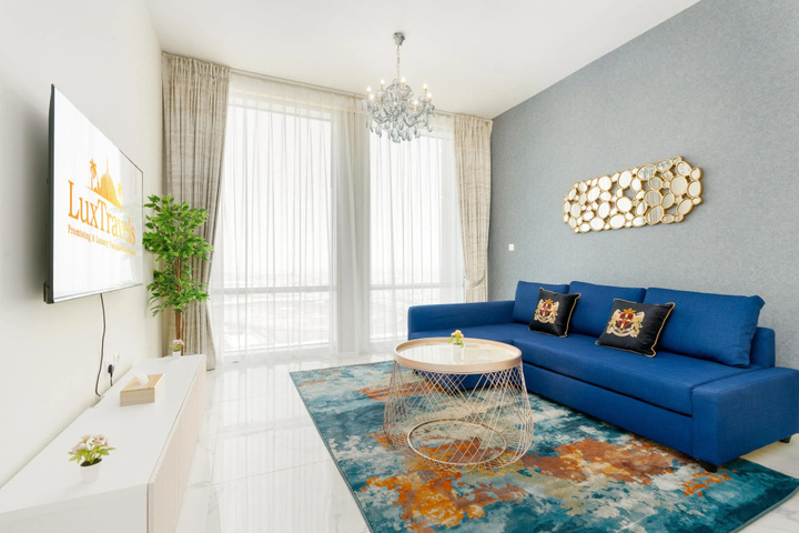 Room 4 of 16