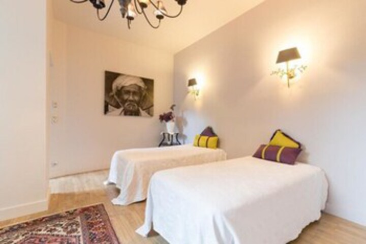Room 42 of 68
