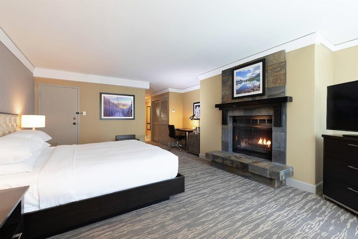 Room 9 of 120