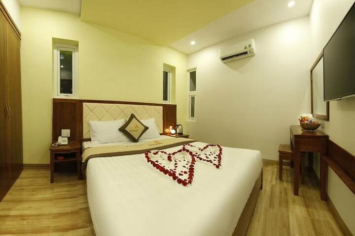 Room 6 of 34