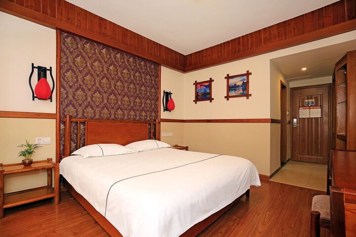 Room 23 of 51
