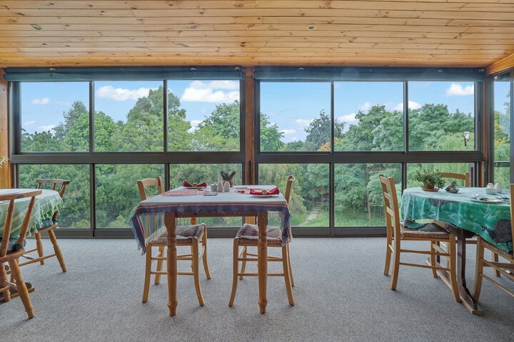Dining Photos