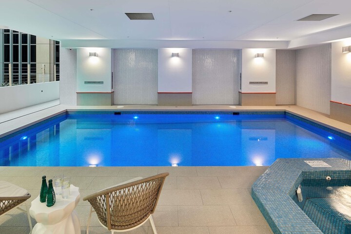Pool 40 of 106