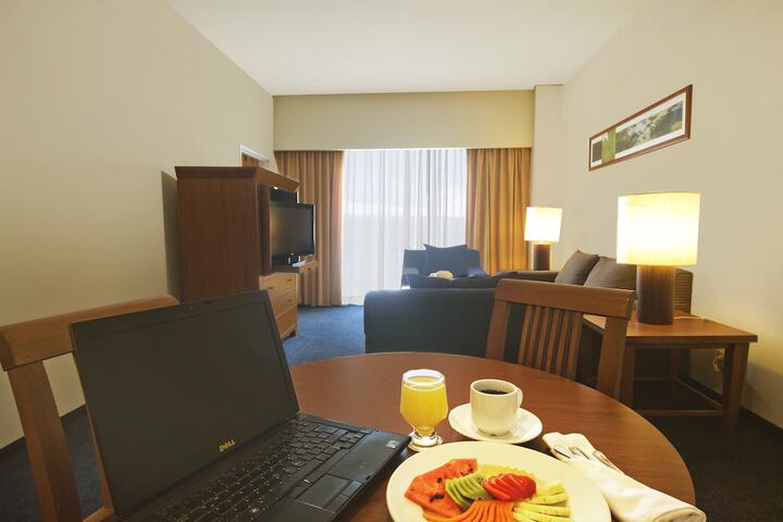 Room 6 of 20