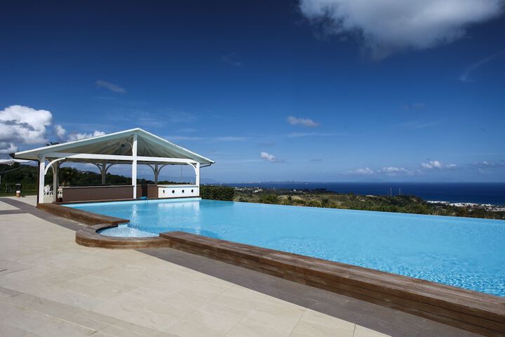 Pool Hotel