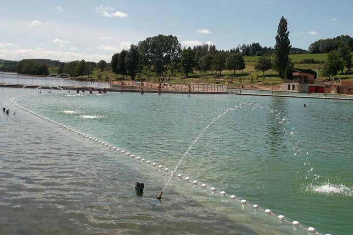 Pool 12 of 19