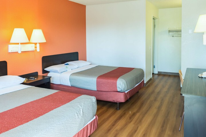 1 Double Bed (7 of 12)