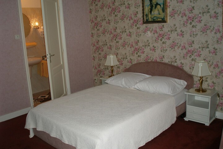 Room 13 of 24