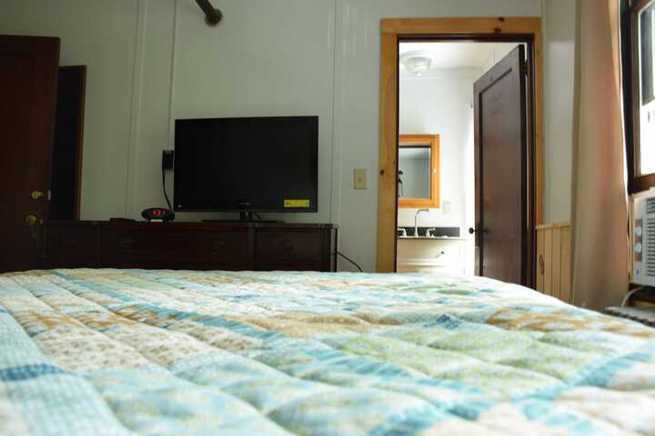 Room 50 of 151