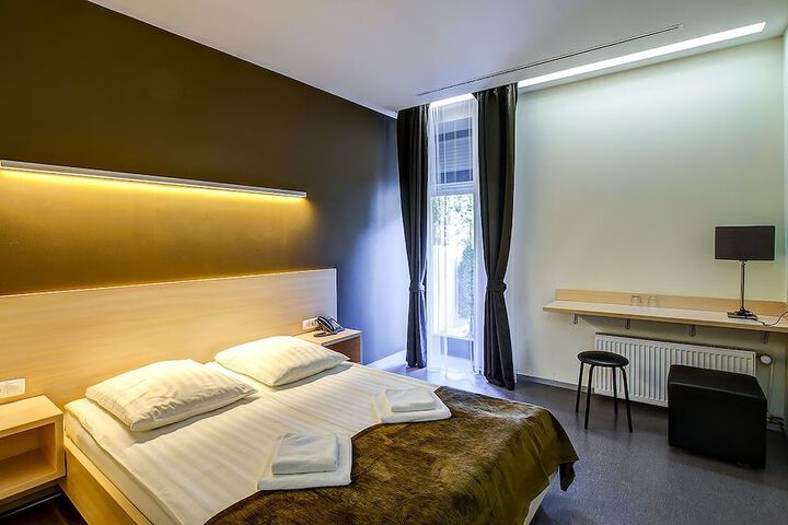 Room 7 of 55